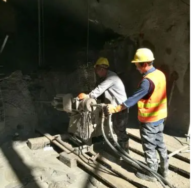 朗县水下抗分散灌浆料特点 水下不分散注浆料介绍